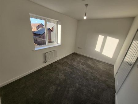 2 bedroom terraced house to rent - Photo 3