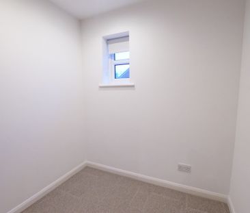 3 bedroom Semi-Detached House to let - Photo 1