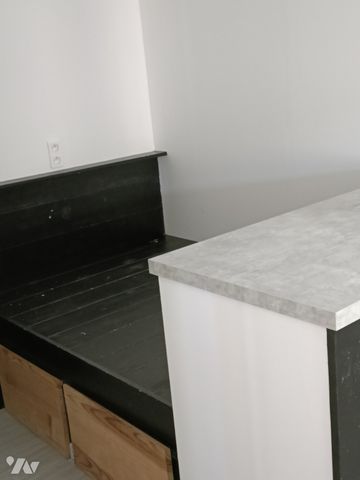 Un appartement en rez-de-chaussée - ANICHE - Photo 2