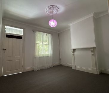 7 Rochford Street, Erskineville NSW 2043 - House For Rent | Domain - Photo 6