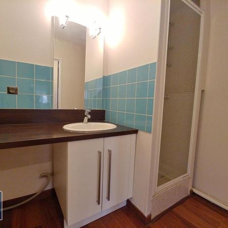 Location Appartement 2 pièces 52m² LILLE 59000 - Photo 3