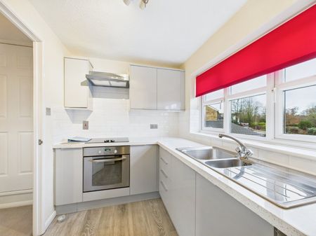 Derwent Close, Amersham, Buckinghamshire,HP7 - Photo 4