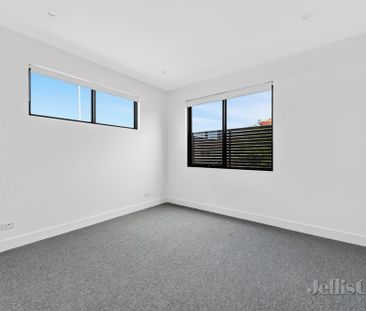 4/9 Smith Street, Thornbury - Photo 2