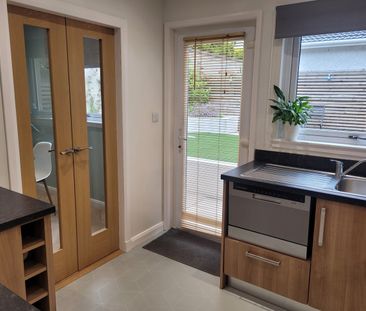 3 Bed End Terrace, Claremont Grove, AB10 - Photo 3