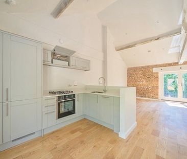 Bulbourne Yard - Photo 4