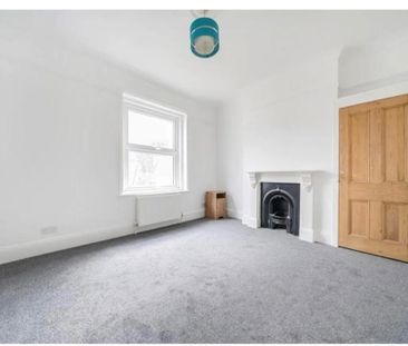 Room in a Shared House, Lee High Road, SE13 - Photo 1