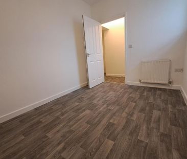 2 bedroom maisonette to rent - Photo 5