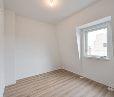 For Lease - 15 Case Ootes Drive, Toronto, Ontario - Photo 6