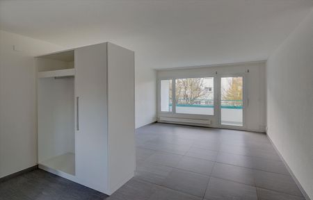 "Looking for a change of scenery?" - Photo 5