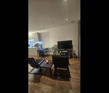 Studio Flat, Barking Wharf Square, IG11 - Photo 1