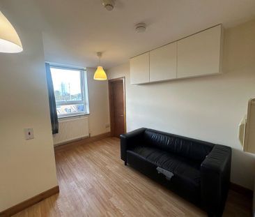 Queens Road Room 15 - Photo 2