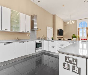 Apartment to rent in Cork, Rochestown - Photo 5