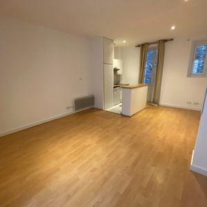Location Appartement 1 pièce 28m² NANTES 44000 - Photo 2