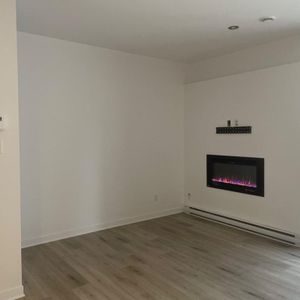 4 1/2 à louer - Photo 2