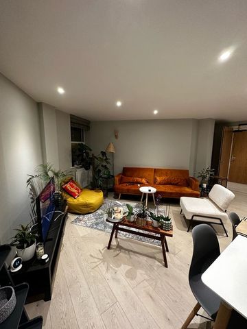 Room in a Shared Flat, Zion Gardens, BN1 - Photo 2