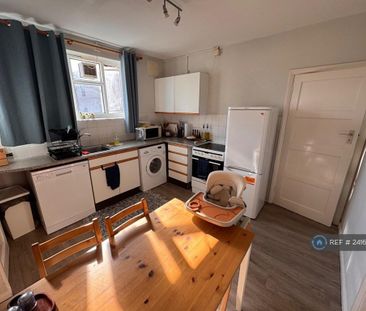 2 bedroom flat to rent - Photo 6