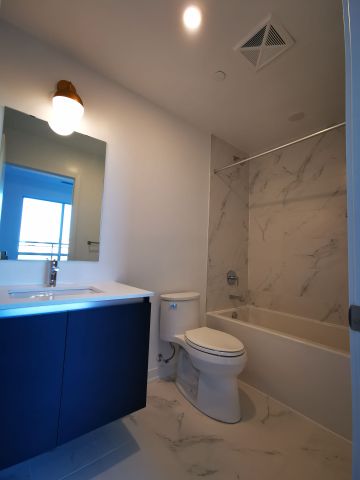 For Lease - 395 Dundas Street Unit# 237, Oakville, Ontario - Photo 4