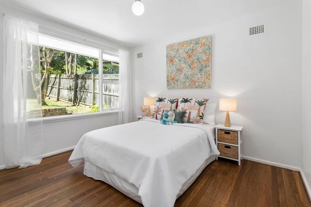 22 Holland Crescent, Frenchs Forest NSW 2086 - House For Rent | Domain - Photo 1