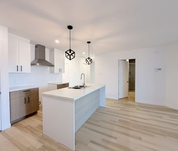 4.5 + Bureau à St-Lambert-De-Lauzon - Photo 2