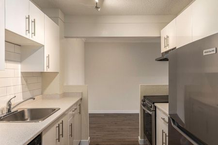 Highland Place Apartments - Photo 3