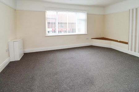 Allport Lane, Bromborough - Photo 3