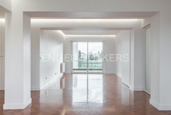 Apartamento T4 em Lisboa