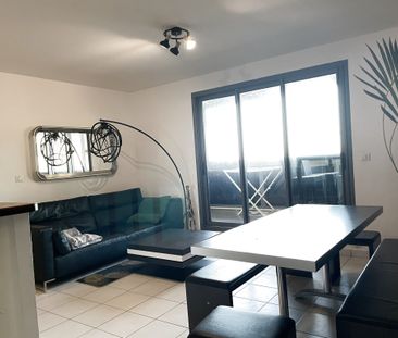 Location Appartement 3 pièces 58m² ST PIERRE 97410 - Photo 2