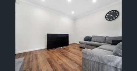 2/5 Needlewood Grove, Padstow Heights, NSW 2211 - Photo 3