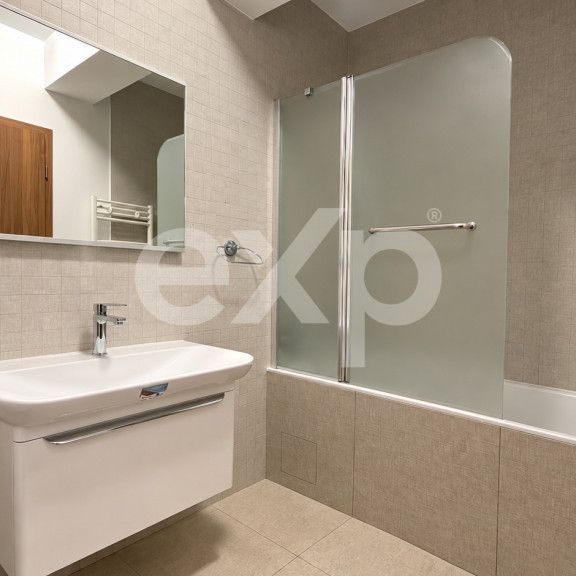BSW Residence | Garsonieră 40 mp + balcon | Parcare subtera - Photo 1