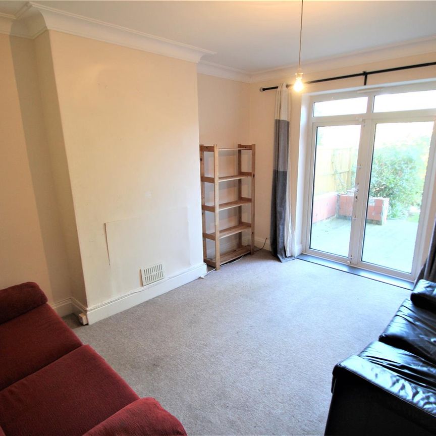 St Annes Road, Headingley, LS6 3NX, Leeds - Photo 1