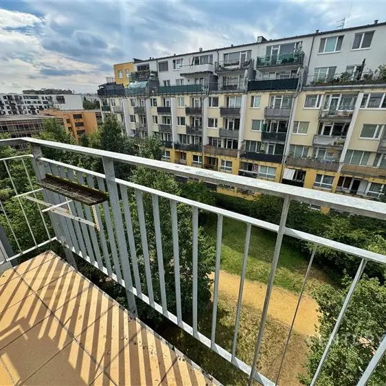 Pronájem 2kk s balkónem u metra Střížkov - Photo 1