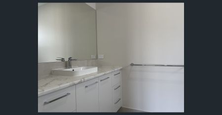 Brand New 3-Bedroom Home - Leneva - Photo 2