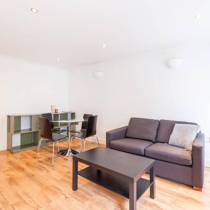 1 bedroom flat to rent - Photo 1