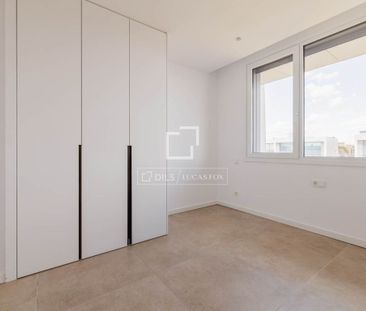 Luxury penthouse for rent in Pozuelo de Alarcón, Spain - Photo 1