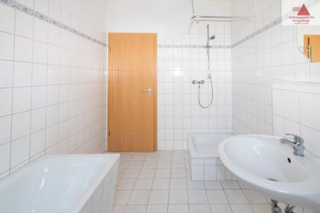 Hochwertig ausgestattete 2-Raum-Wohnung in einer Villa - zentral in Annaberg!! - Foto 2