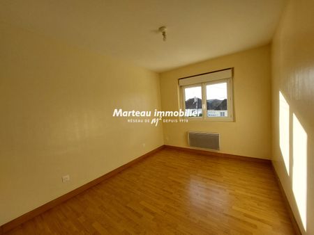 Location Appartement 3 pièces 77m² - Photo 2