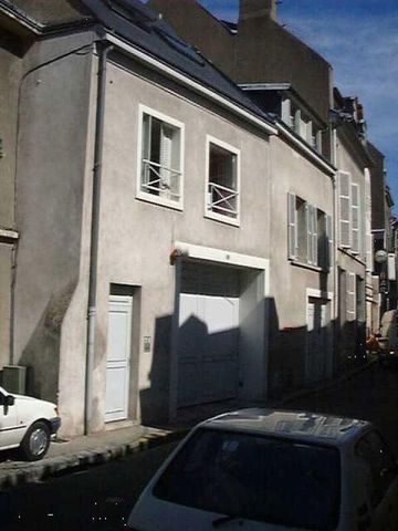 Location Appartement 2 pièces 31m² ORLEANS 45000 - Photo 3