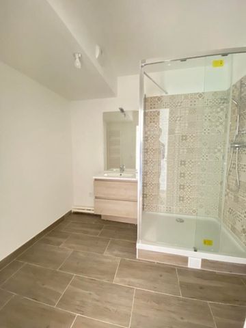 Location Appartement 2 pièces 53m² - Photo 5