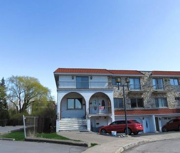 Rosemont - Superbe 4 1/2 à aire ouverte, situé juste en face de l'H... - Photo 3