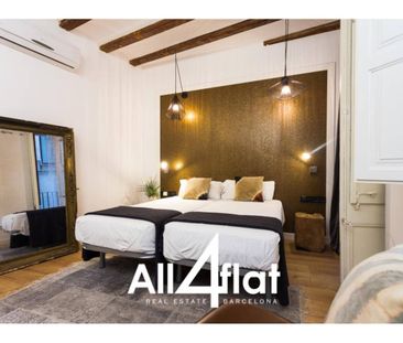 Piso de alquiler en Calle Nou de la Rambla, El Raval - Photo 5