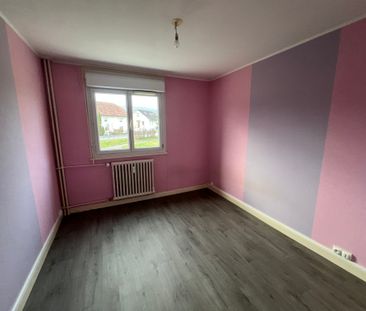 Location - Appartement T4 - 65 m² - Pont-de-Roide-Vermondans - Photo 3