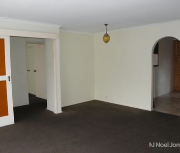 41 Barkly Street, BOX HILL - Photo 5