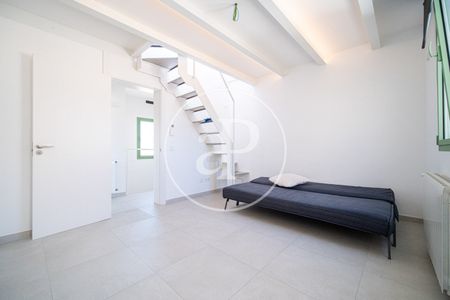 Semi-detached house for rent in La Bonanova - Photo 4