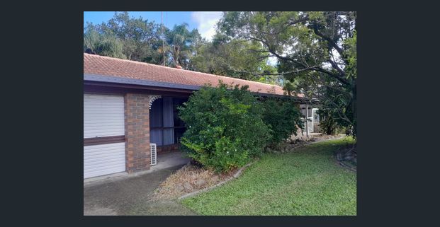 Helensvale house for rent - Photo 1