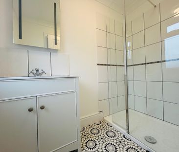 Caradon Terrace, Cornwall, Saltash - Photo 1