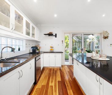 The Ultimate Family Home in Ideal Location - Photo 3