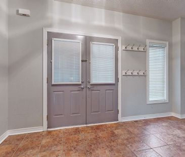 For Lease - 10 Pears Court Unit# Upper, Clarington, Ontario - Photo 2