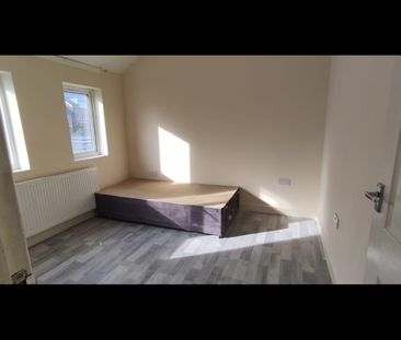 Room in a Shared Flat, Monks Park, HA9 - Photo 1