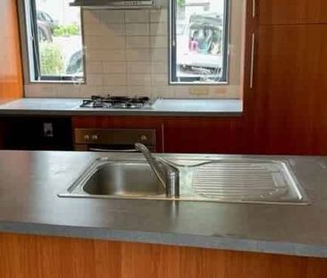 Sunny, safe and secure - Photo 1