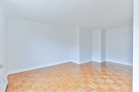 1 Bedroom - Photo 4